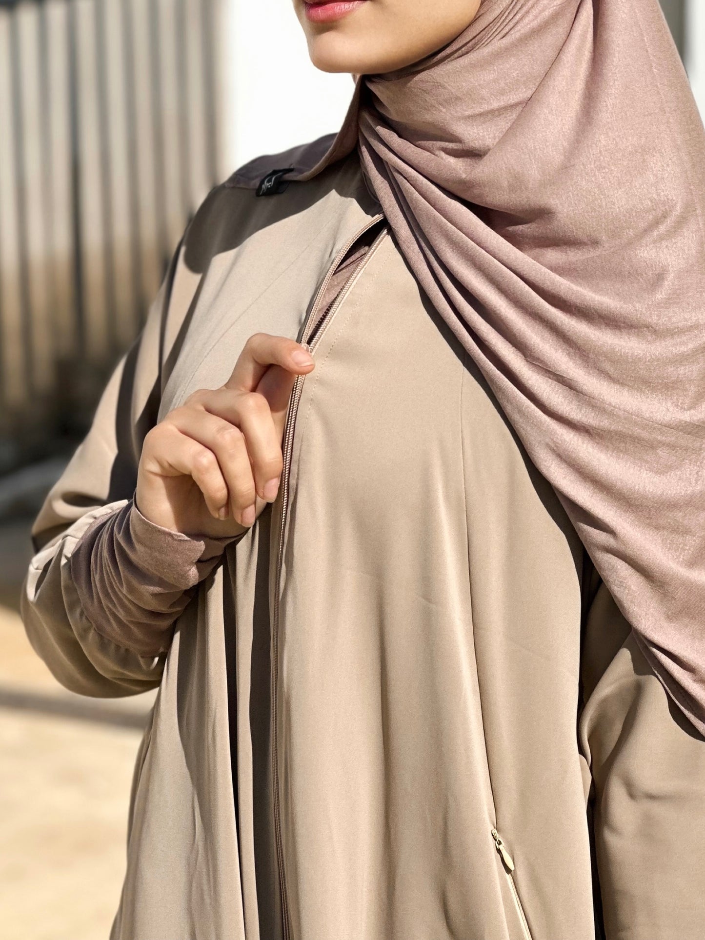 Hayaa Abaya &amp; hijab (LATTE) image 5