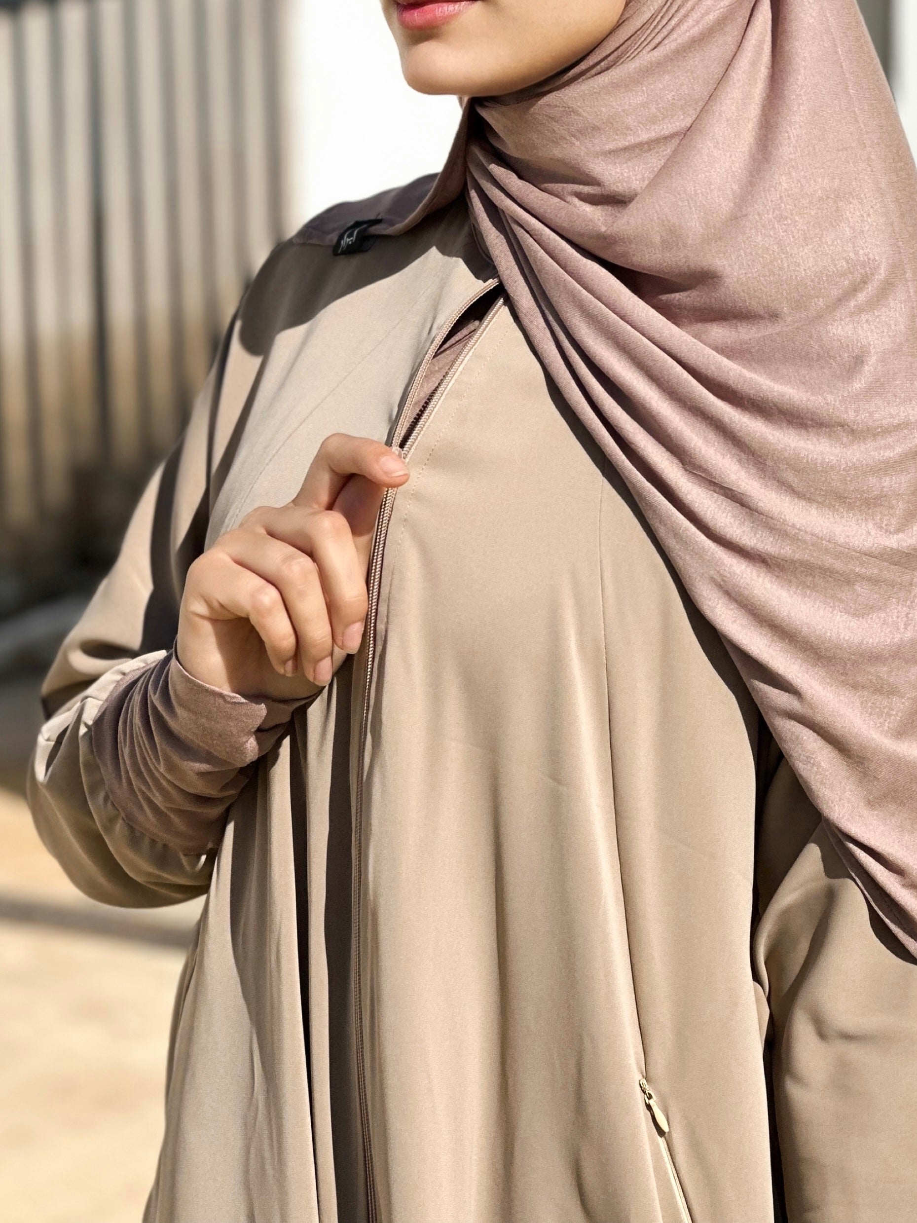 Hayaa Abaya &amp; hijab (LATTE) image 5