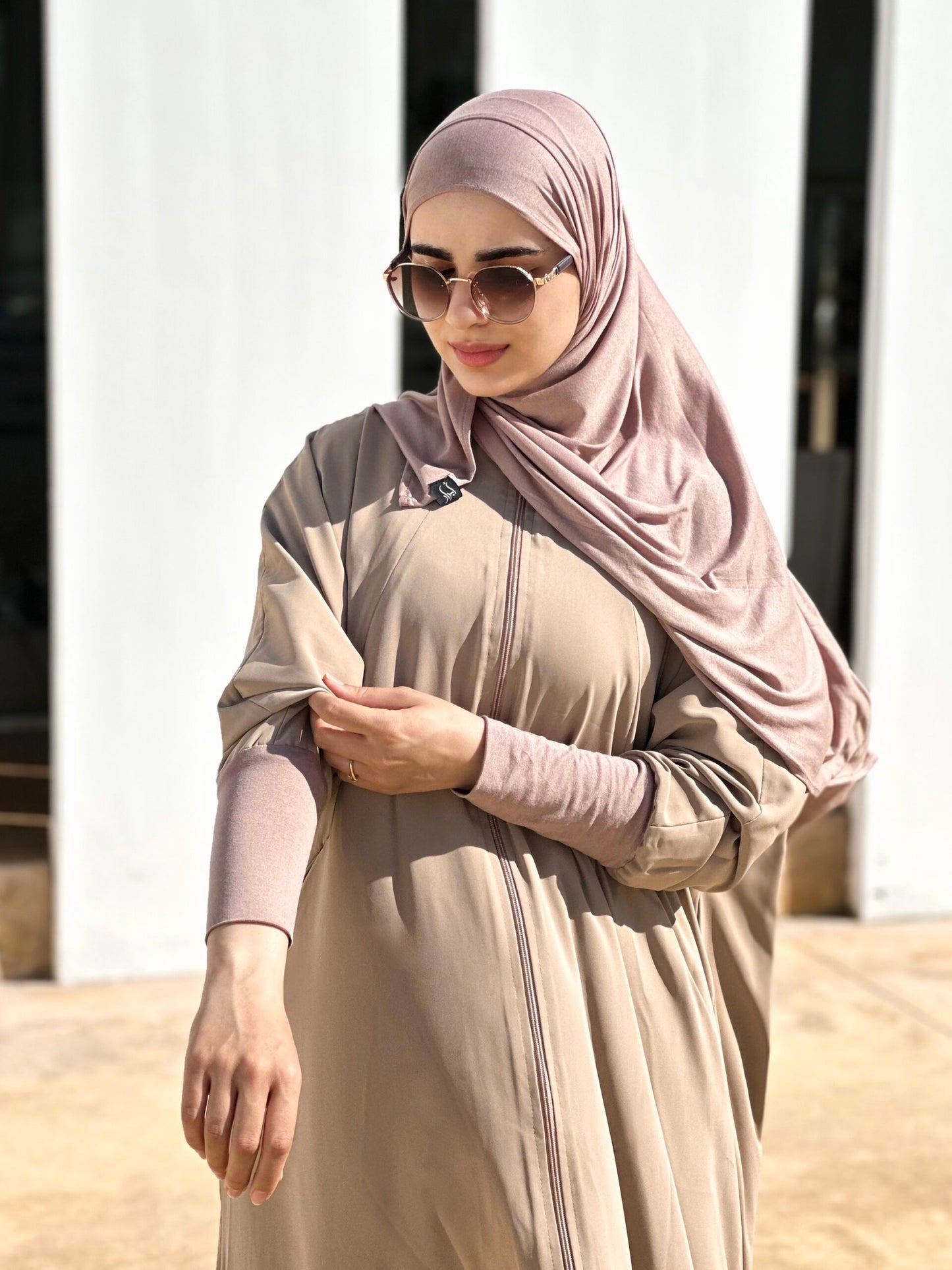 Hayaa Abaya &amp; hijab (LATTE) image 3