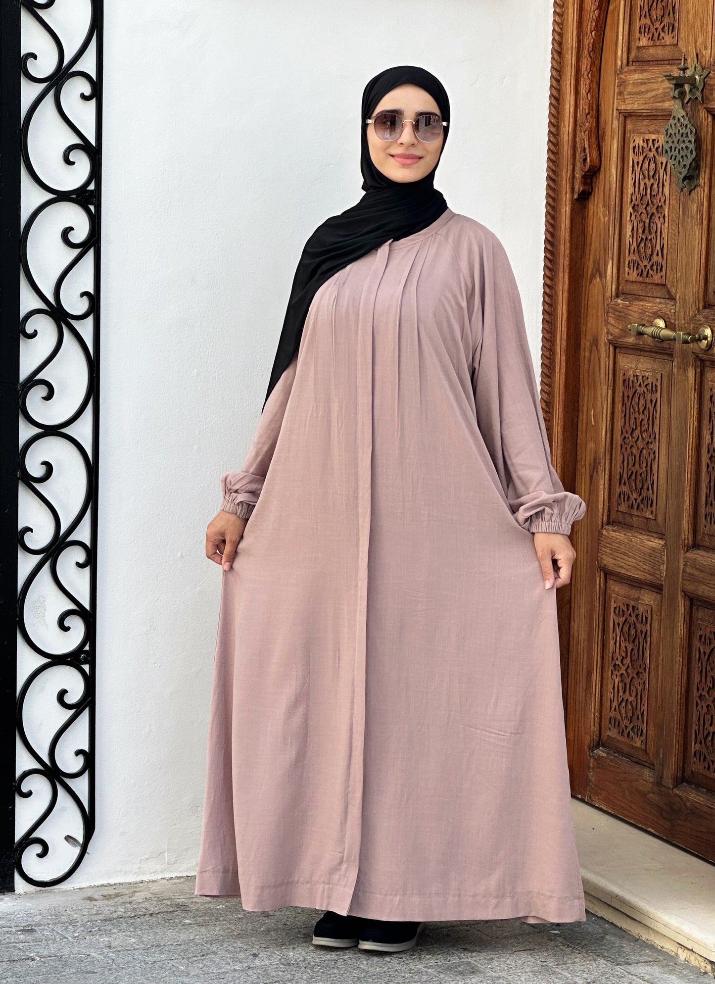 Yusr Abaya Cotton Travel Set (Abaya &amp; Trousers) - Pale Mauve, 53.5″ (136 cm) image